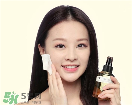 花粉過(guò)敏可以用純露嗎?花粉過(guò)敏用純露好嗎? 花粉過(guò)敏可以用純露嗎?花粉過(guò)敏用純露好嗎?