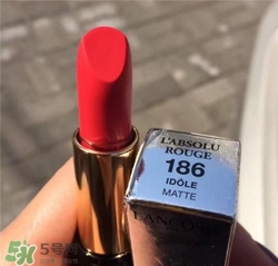 蘭蔻菁純唇膏186多少錢？蘭蔻絲絨唇膏186專柜價格