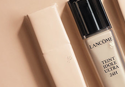 蘭蔻奇跡薄紗和奇跡光彩粉底液哪個好？蘭蔻奇跡薄紗和奇跡光彩區(qū)別