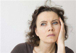 女人更年期年齡是多大？女人更年期是多少歲？