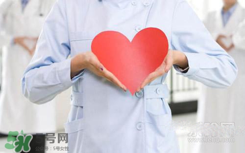 吃野芹菜會中毒嗎？吃野芹菜中毒了怎么辦？