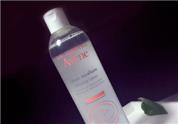 雅漾卸妝水好用嗎？雅漾卸妝水怎么樣？