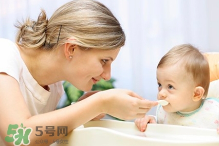 水痘期間不能吃什么？得水痘不能吃什么食物？