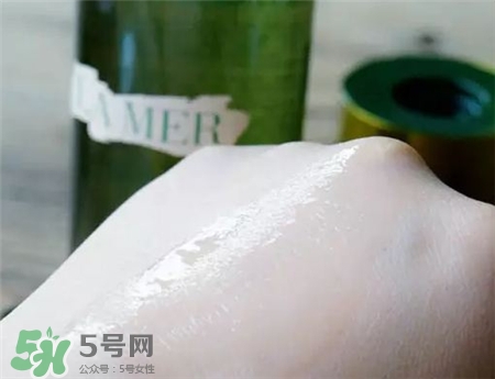 lamer海藍(lán)之謎修護(hù)精萃液是水嗎?海藍(lán)之謎修護(hù)精萃液怎么用? lamer海藍(lán)之謎修護(hù)精萃液是水嗎?海藍(lán)之謎修護(hù)精萃液怎么用?