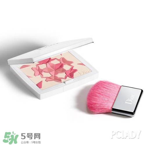 迪奧2017櫻花花瓣腮紅多少錢(qián)？2017dior櫻花腮紅專柜價(jià)格