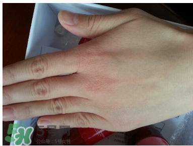 羽西和佰草集哪個(gè)好？羽西和佰草集對比