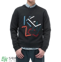 男士衛(wèi)衣里面穿什么？男士衛(wèi)衣怎么搭配好看？