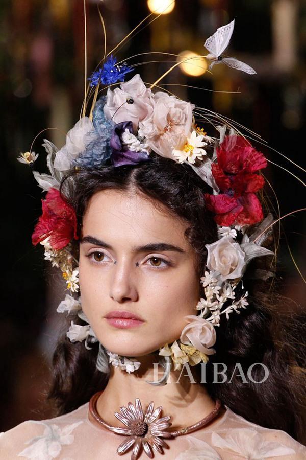 迪奧星星眼妝容怎么化？迪奧星星眼妝容畫法