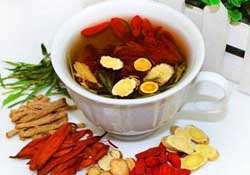 春天能喝黃芪水嗎？春天喝黃芪水好嗎？