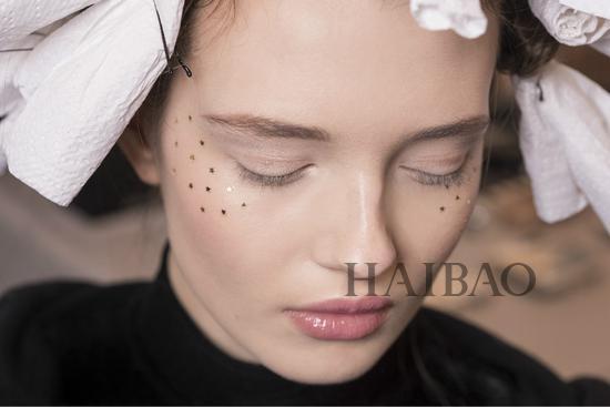 迪奧星星眼妝容怎么化？迪奧星星眼妝容畫法