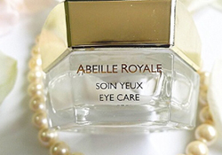 嬌蘭帝皇蜂姿眼霜怎么用？嬌蘭帝皇蜂姿眼霜使用方法