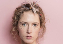 迪奧星星眼妝容怎么化？迪奧星星眼妝容畫法