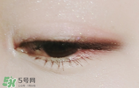 粉色桃花妝畫(huà)法步驟 桃花妝畫(huà)法步驟