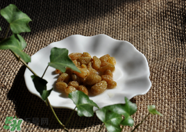 醋泡葡萄干有什么功效？醋泡葡萄干的功效與作用