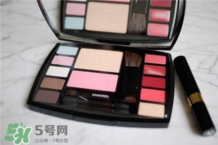 chanel香奈兒旅行彩妝盒多少錢?香奈兒高飛旅行彩妝盤價格 chanel香奈兒旅行彩妝盒多少錢?香奈兒高飛旅行彩妝盤價格
