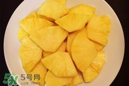 菠蘿一般什么時(shí)候成熟？菠蘿是什么季節(jié)的水果？