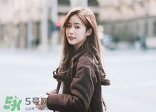 2017女生最流行的染發(fā)顏色 染頭發(fā)的顏色大全 2017女生最流行的染發(fā)顏色 染頭發(fā)的顏色大全