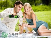 哪種避孕方法對身體傷害最小？哪種避孕方法最好