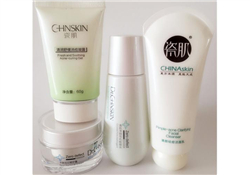 有人用過瓷肌嗎？瓷肌的護膚品怎么樣？