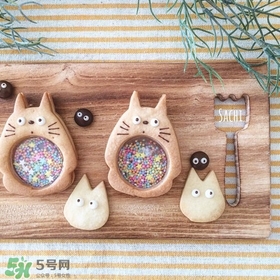 彩繪玻璃餅干怎么做？彩繪玻璃餅干做法