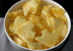 吃完螃蟹后能吃菠蘿嗎？菠蘿和螃蟹能一起吃嗎？