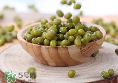 有痘痘可以敷面膜嗎?有痘痘能敷面膜嗎? 有痘痘可以敷面膜嗎?有痘痘能敷面膜嗎?