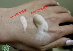 植村秀和阿瑪尼哪個好？植村秀和阿瑪尼粉底液對比