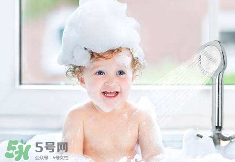 得了猩紅熱可以洗澡嗎?感染猩紅熱能洗澡嗎? 得了猩紅熱可以洗澡嗎?感染猩紅熱能洗澡嗎?