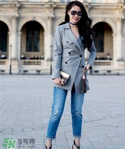 灰色西裝怎么搭配？灰色西服怎么搭配好看？