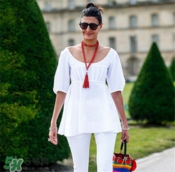 肩寬的女生適合穿什么衣服？肩寬的女生穿衣搭配技巧