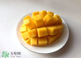 芒果為什么有黑色的絲？芒果里面有黑色的絲能吃嗎？