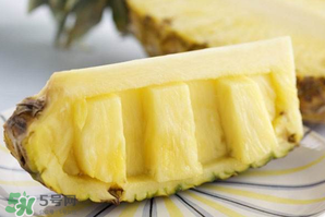 枇杷和菠蘿能一起吃嗎？菠蘿和枇杷一起吃會(huì)中毒嗎？