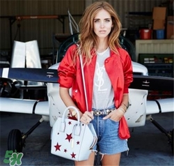 紅色衣服怎么搭配？紅色衣服怎么搭配好看？