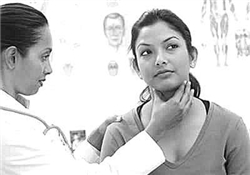 甲亢是怎么引起的？甲亢的早期癥狀