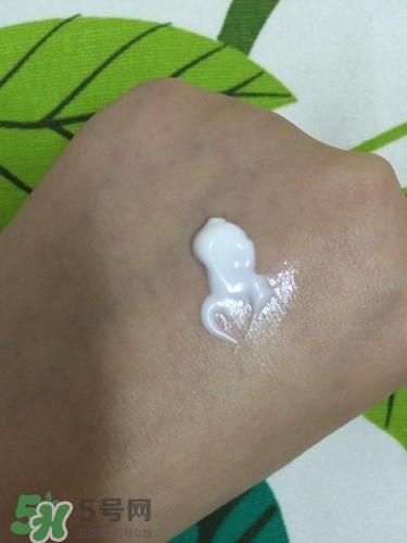 玉澤和雅漾哪個(gè)好？玉澤和雅漾對(duì)比