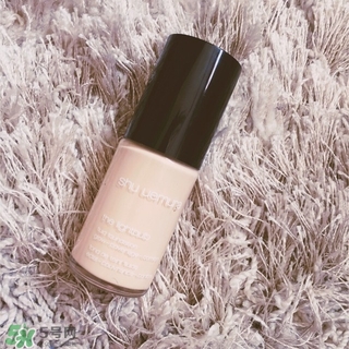 植村秀和阿瑪尼哪個好？植村秀和阿瑪尼粉底液對比