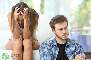 老公出軌怎么辦？老公出軌該不該離婚？