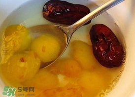 枇杷和棗能一起煮嗎？枇杷和紅棗能一起煮嗎？