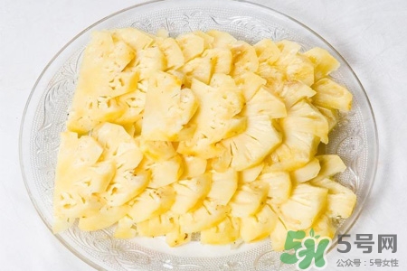 菠蘿是低糖水果嗎？菠蘿含糖量高嗎？