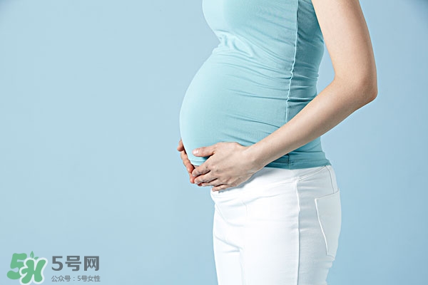 胎兒在肚子里怎么呼吸 胎兒在子宮里怎么呼吸 胎兒在肚子里怎么呼吸 胎兒在子宮里怎么呼吸