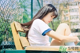 頭發(fā)干枯毛躁用什么洗發(fā)水好？頭發(fā)干枯毛躁洗發(fā)水推薦