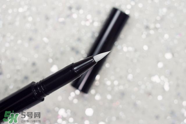 植村秀眼線液怎么安裝？植村秀眼線液安裝方法