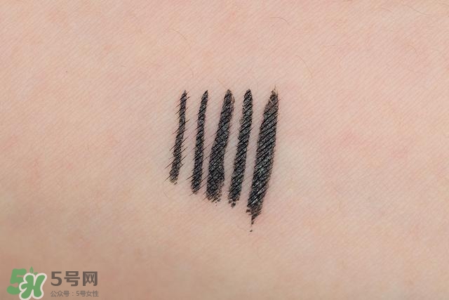 植村秀眼線液怎么安裝？植村秀眼線液安裝方法