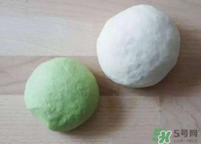 菠菜汁和面怎么取汁？菠菜汁和面的做法