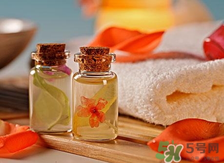 抹精油后可以敷面膜嗎?抹精油后能敷面膜嗎? 抹精油后可以敷面膜嗎?抹精油后能敷面膜嗎?