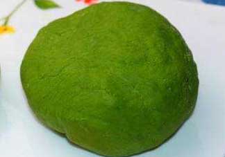 菠菜汁和面怎么取汁？菠菜汁和面的做法