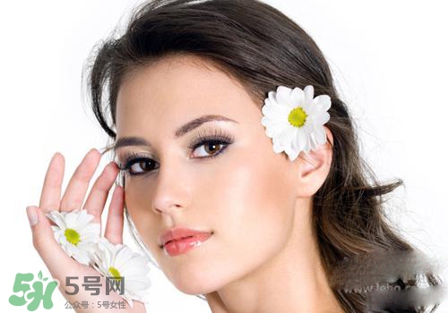 甜杏仁油適合什么皮膚？甜杏仁油適合膚質(zhì)