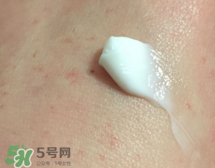 薇諾娜適合什么皮膚？薇諾娜適合敏感肌嗎？