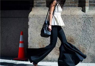 喇叭褲配什么鞋子？喇叭褲搭配什么鞋子好看？