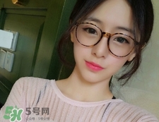 皮膚曬傷后可以冷敷嗎?皮膚曬傷后冷敷好不好? 皮膚曬傷后可以冷敷嗎?皮膚曬傷后冷敷好不好?